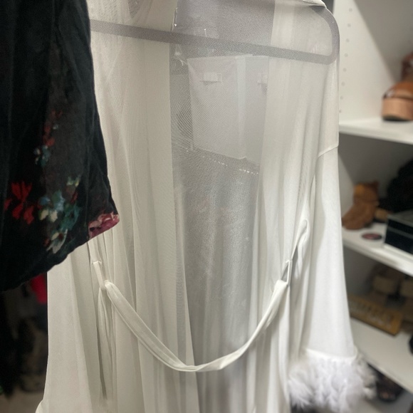 Cute robe - Picture 1 of 2